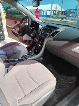 
										Hyundai Elantra 2016 full									