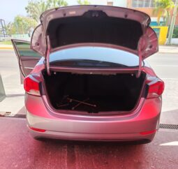 
										Hyundai Elantra 2016 full									