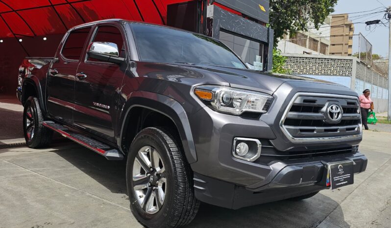 
								Toyota Tacoma 2017 full									