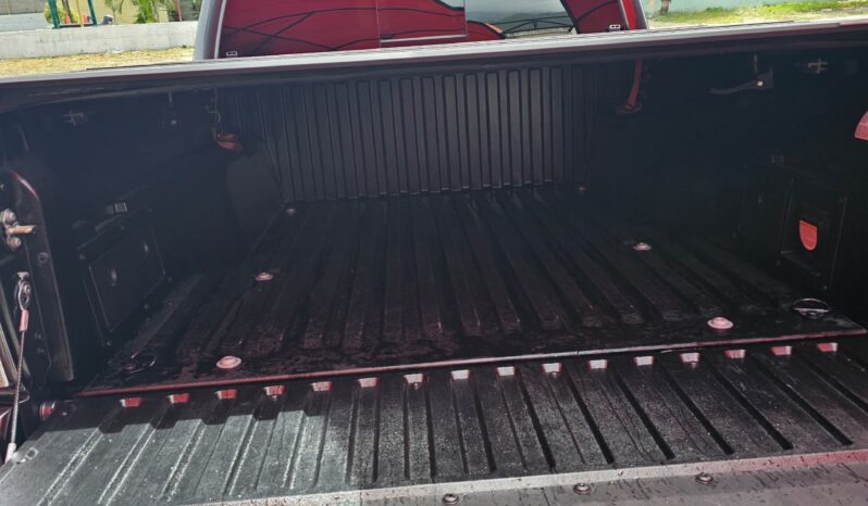 
								Toyota Tacoma 2017 full									