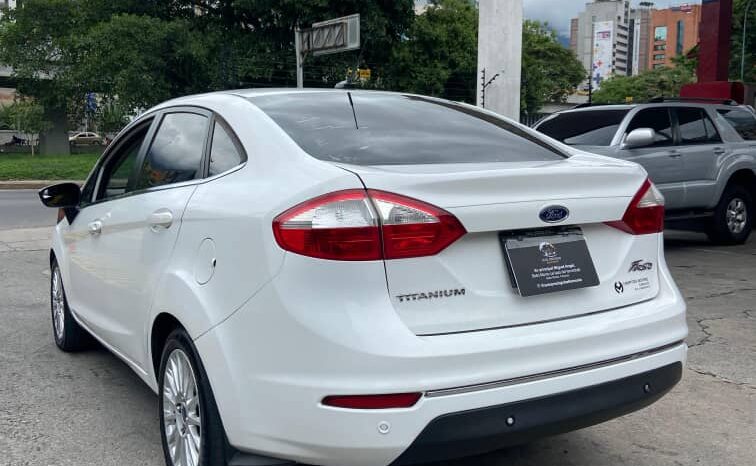 
								Ford Fiesta Titanium 2019 full									