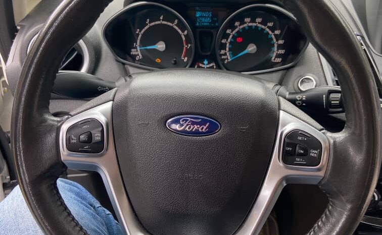 
								Ford Fiesta Titanium 2019 full									