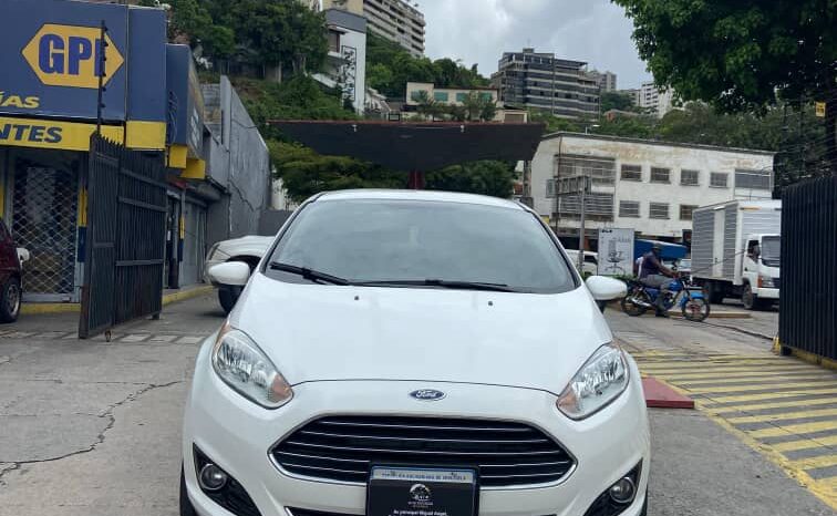 
								Ford Fiesta Titanium 2019 full									
