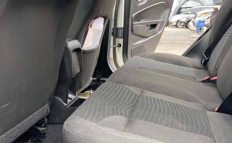 
								Ford Fiesta Titanium 2019 full									