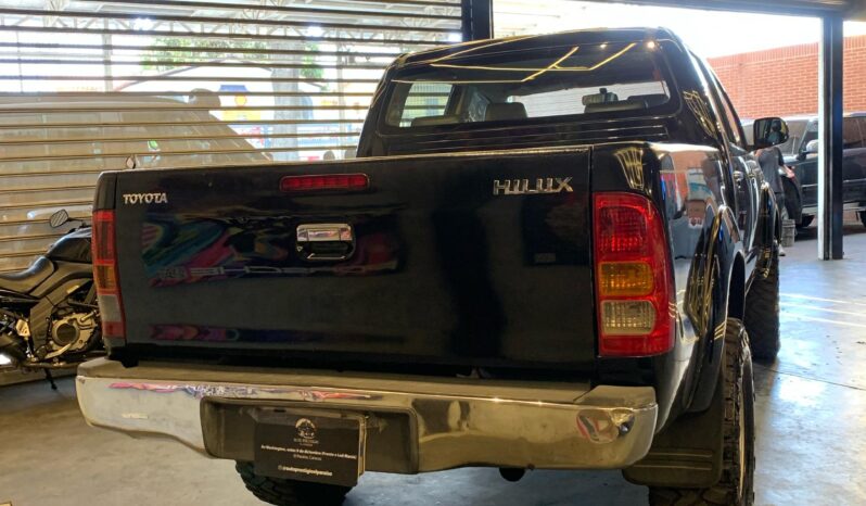 
								Toyota Hilux kavak 2009 full									