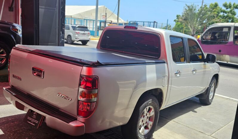 
								Mazda BT-50 2011 full									