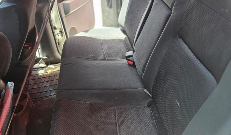 
								Mazda BT-50 2011 full									