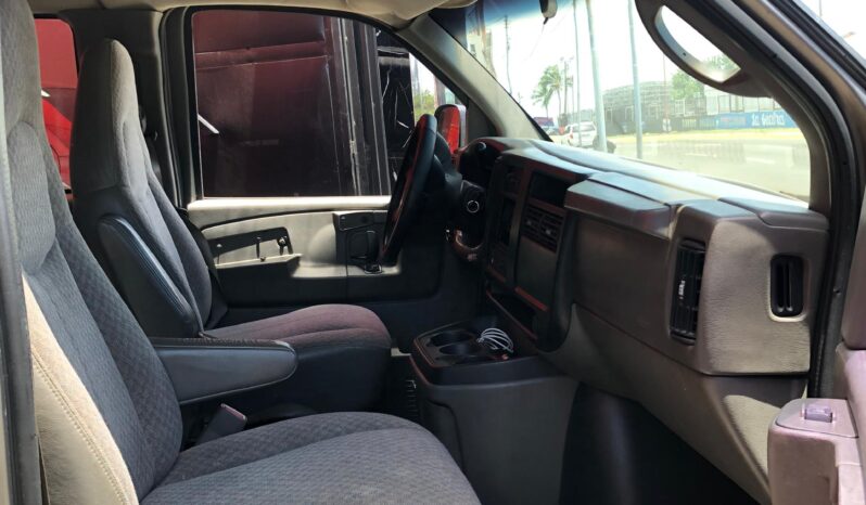 
								Chevrolet van express 2007 full									