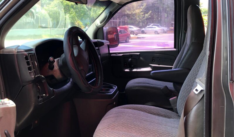 
								Chevrolet van express 2007 full									