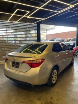 
										Toyota Corolla LE 2017 full									