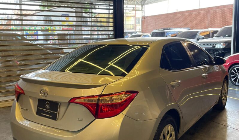 
								Toyota Corolla LE 2017 full									