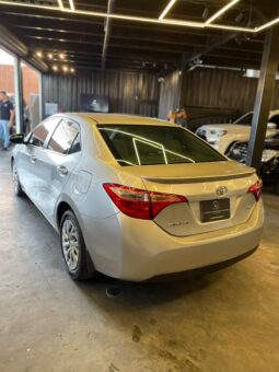 
										Toyota Corolla LE 2017 full									