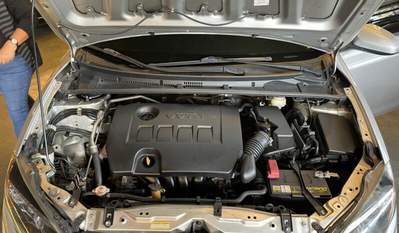 
								Toyota Corolla LE 2017 full									