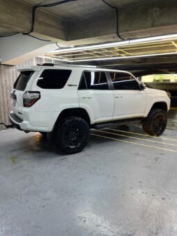 
										Toyota 4runner trd pro 2017 full									