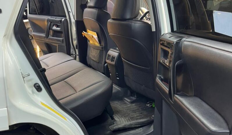 
								Toyota 4runner trd pro 2017 full									