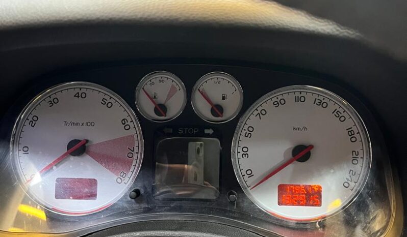 
								Peugeot 307 2011 full									