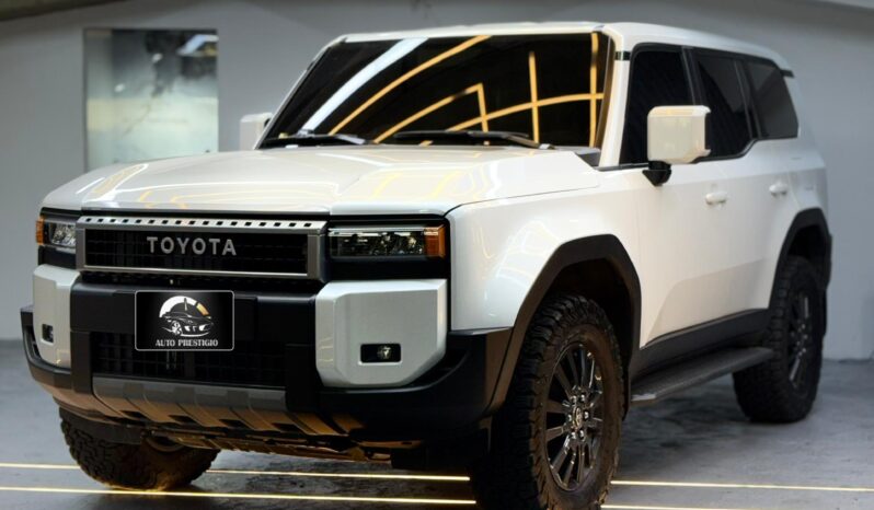 
								Toyota Fortuner 2024 full									