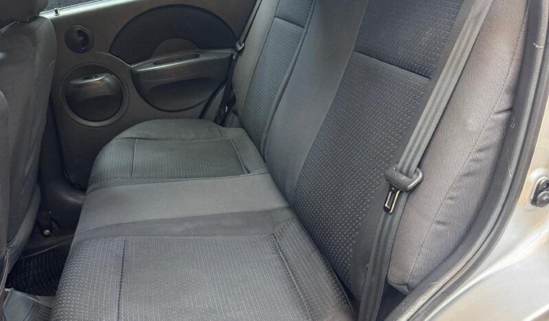 
								Chevrolet Aveo 2008 full									