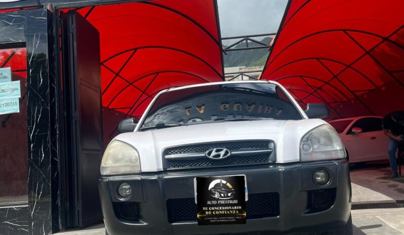 
								Hyundai Tucson 2007 full									