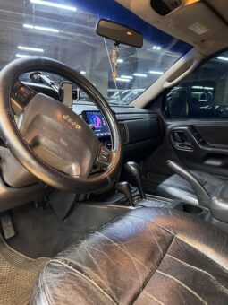 
										Jeep Laredo 2004 full									