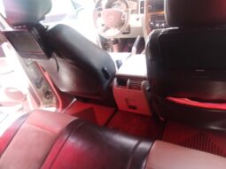 
										Jeep Cherokee Limited 2010 full									