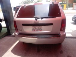 
										Jeep Cherokee Limited 2010 full									