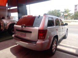 
										Jeep Cherokee Limited 2010 full									