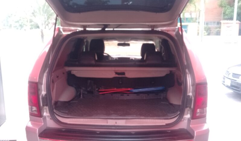 
								Jeep Cherokee Limited 2010 full									