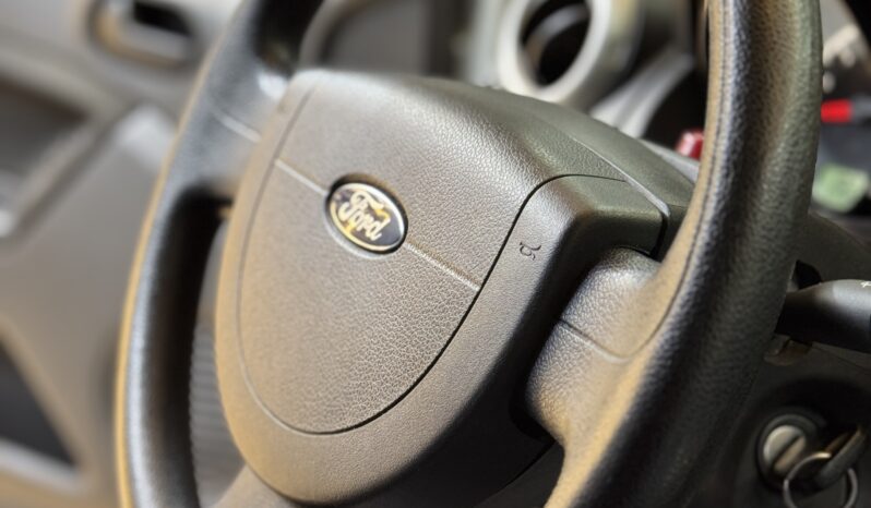 
								Ford fiesta move 2013 full									