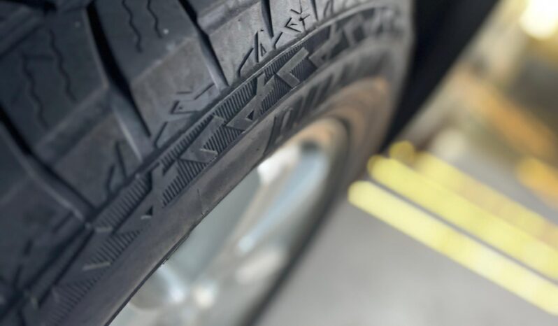 
								Jeep grand cherokeee 2010 full									