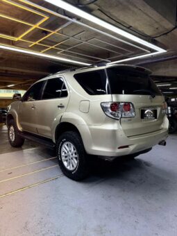 
										Toyota Fortuner 2012 full									