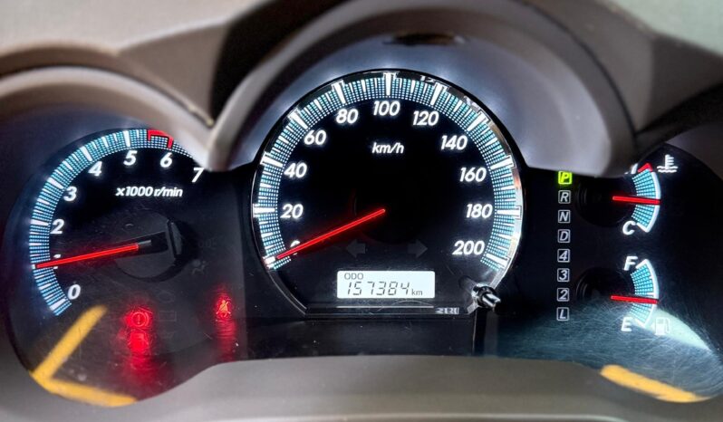 
								Toyota Fortuner 2012 full									