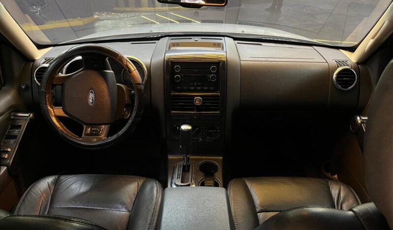 
								Ford Explorer 2010 full									